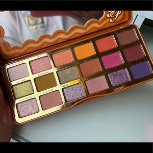Too faced Pumpkin Spice palette